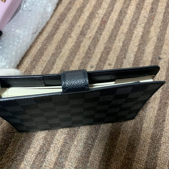 LV Graphite MM Agenda Planner - Picture 7 of 12